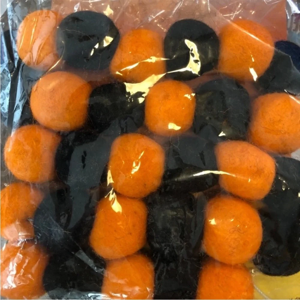 Candy Corn Lane  Halloween 6ft Garland